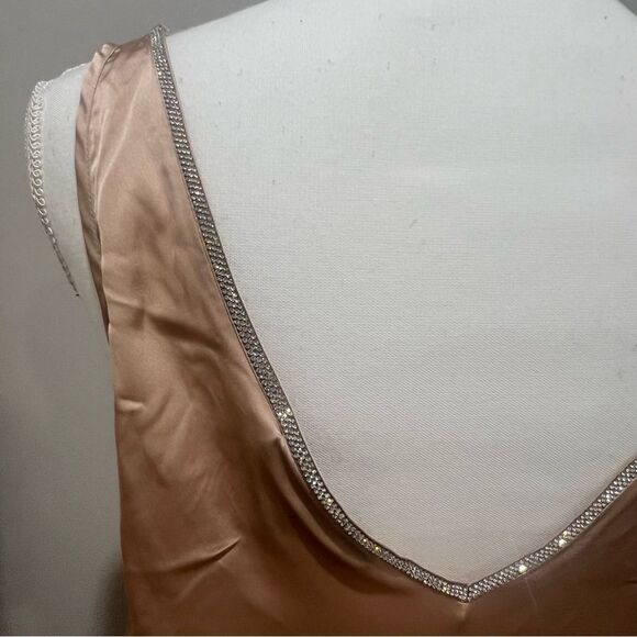 NWT Generation Love Women's Christie Crystal Tank
XL Latte Embellished - Picture 12 of 13